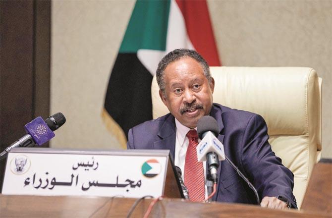 Sudanese Prime Minister Abdullah Hamdok during a cabinet meeting (Photo: Agency)