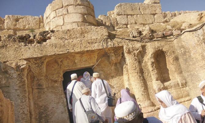 According to some historical references, Oman is located on the outskirts of the city. This picture is from there.Picture:INN