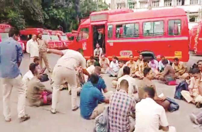 Bus employees are protesting at Wadala Depot.