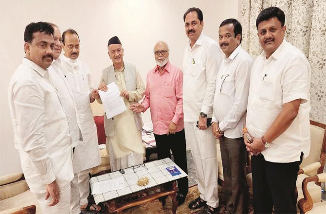 Opposition delegation led by Ajit Pawar during meeting with Governor Bhagat Singh Koshyari