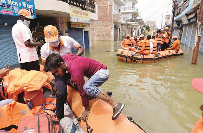 Urban areas of Allahabad were also flooded after which people are being evacuated safely.