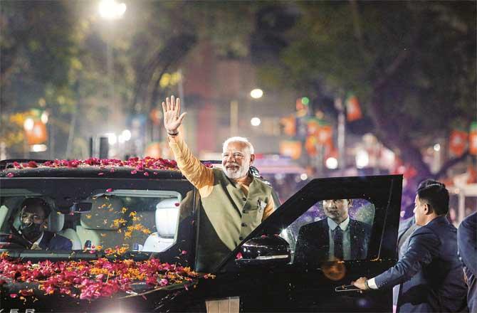 After holding rallies in various districts, PM Modi again held a road show in Ahmedabad: PTI