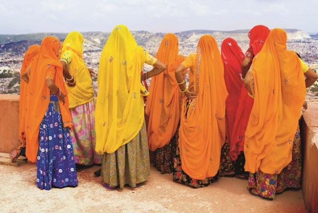  Here, too, women wear veils in the form of veils.Picture:INN
