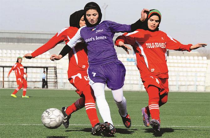 Obstacles to Muslim Women (File Photo)