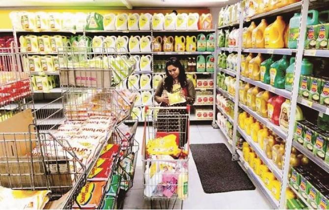 Edible oil prices of all companies will come down, which will help consumers who are worried about inflation..Picture:INN