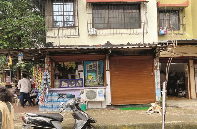 Shops of Sundaram Builders and Developers and Aarohi Realty are seen closed in the images below. (Photos: Hanif Patel)