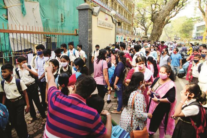 Maharashtra government`s decision to open a school is certainly welcome, but precautions must be taken.Picture:Inquilab, Atul Kambale