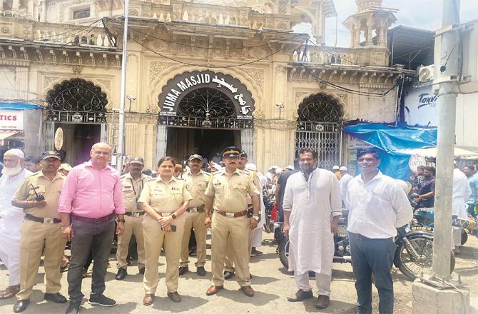 Strict police patrols can be seen outside Mumbai`s Jama Masjid, Madanpura`s Hari Masjid, Dutanki`s Bilal Masjid and below Maloni`s Jama Masjid.