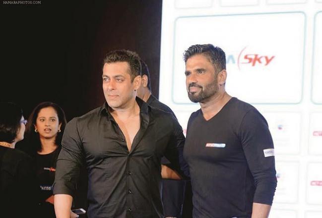 Salman Khan and Sunil Shetty. Picture:INN