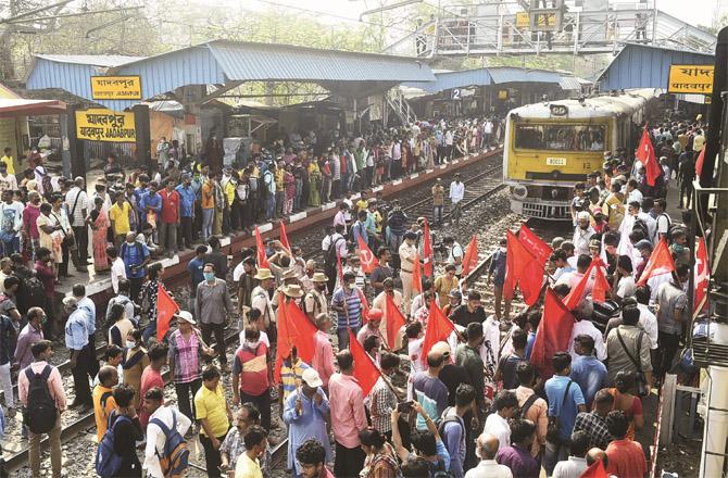 Protesters in Kolkata tried to stop the train