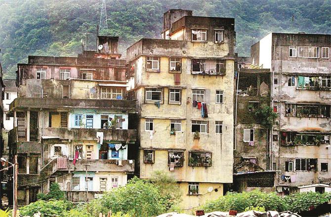 The illegally dilapidated buildings of Kisan Nagar will be demolished and new buildings will be constructed.