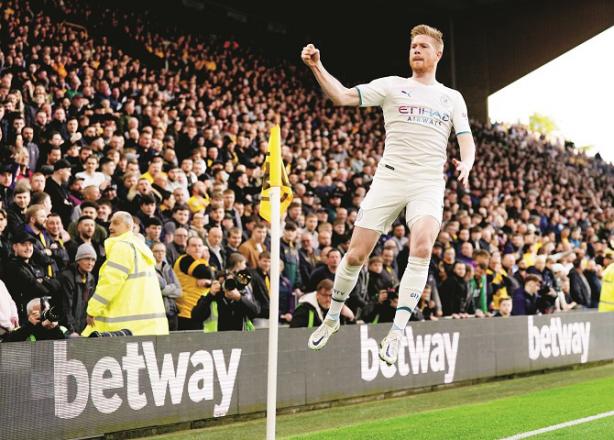 Kevin de Bruyne made the fastest hat-trick in the Premier League..Picture:PTI