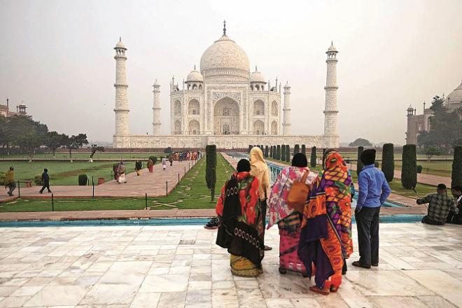 The Taj Mahal has been under the control of the sectarians for a long time but they do not succeed in their conspiracies.Picture:INN