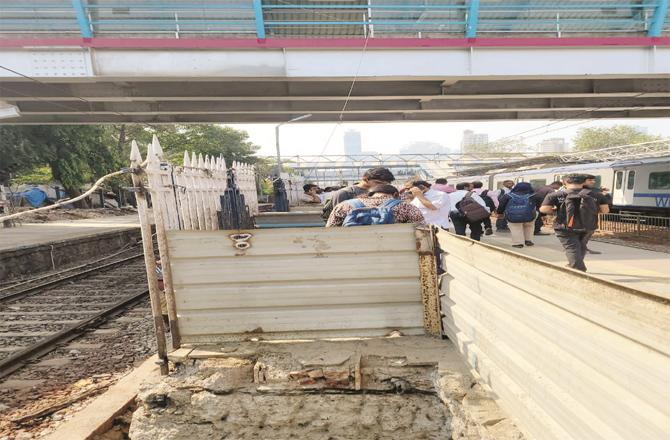 Construction of stairs for foot over bridge on platform no. 4 of the station has been started.