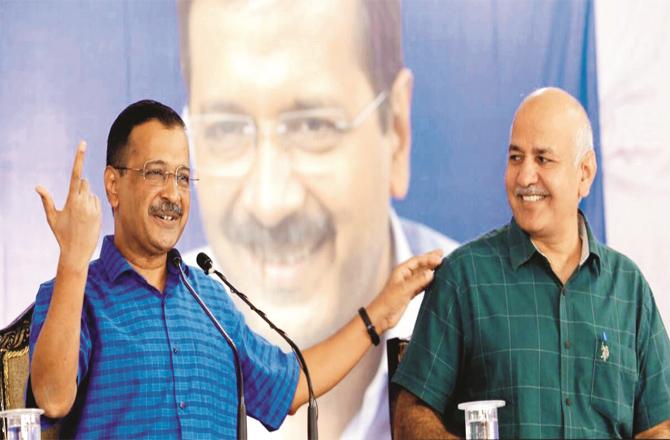 Manish Sisodia (right) and Arvind Kejriwal both blamed the BJP (file photo).