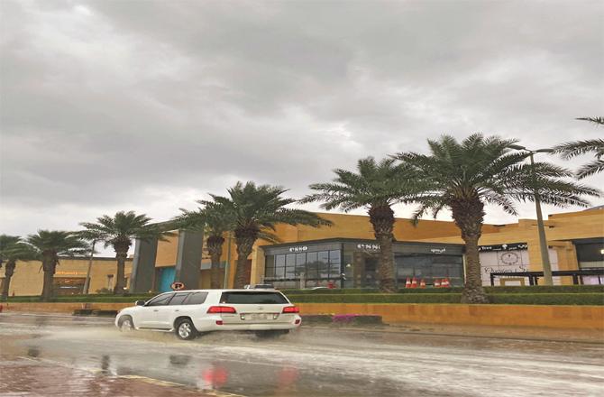 A scene of rain in Jeddah.