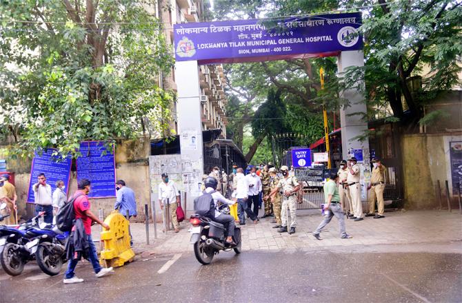 Patients of Sign Hospital have complained of not getting medicines and ordering them from outside. (file photo)