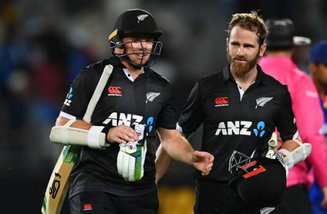 Tom Latham and Kane Williamson.Picture:INN