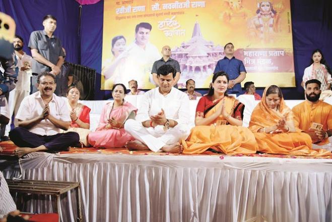 Navneet Rana and Varravi Rana at a Ganesha Mandal in Jalgaon.Picture: Inquilab