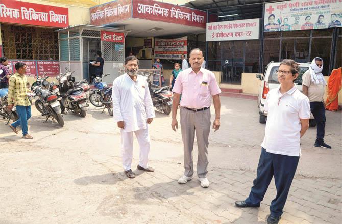 Former IPS officer and Adhikar Sena founder Amitabh Thakur also visited the spot where Atiq Ahmed and his brother Ashraf were shot dead.