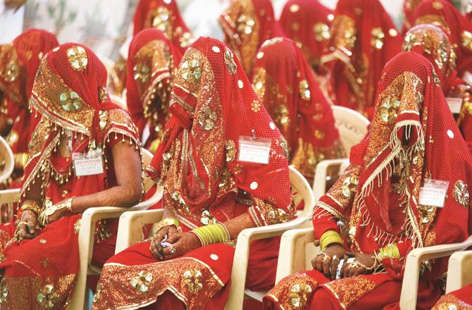 Where the marriage of Muslim girls to non-Muslim boys comes to light, the marriage of non-Muslim girls to Muslim boys also comes to the fore.