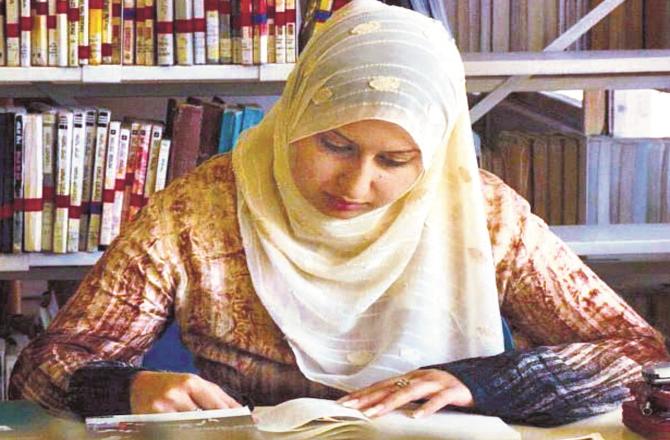 Reading good and meaningful books opens the mind