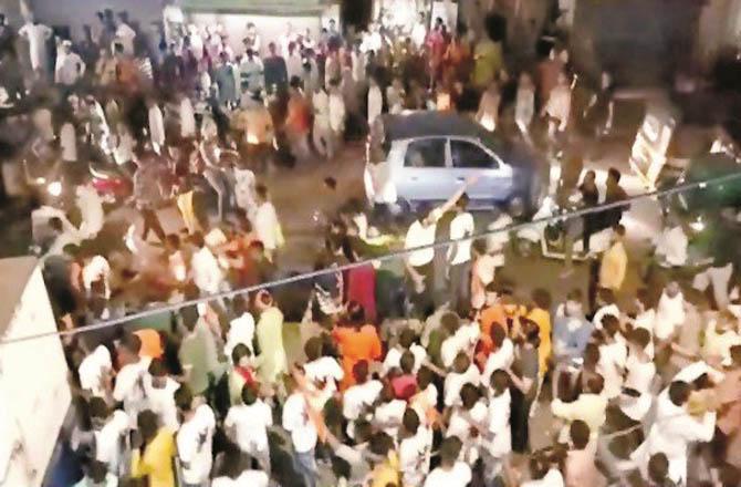 Police have been accused of unilateral action in the case of emergency during Ram Nomi procession.
