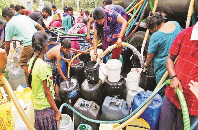 Residents are facing problems due to water shortage in Wasai, Virar area. (File Photo)