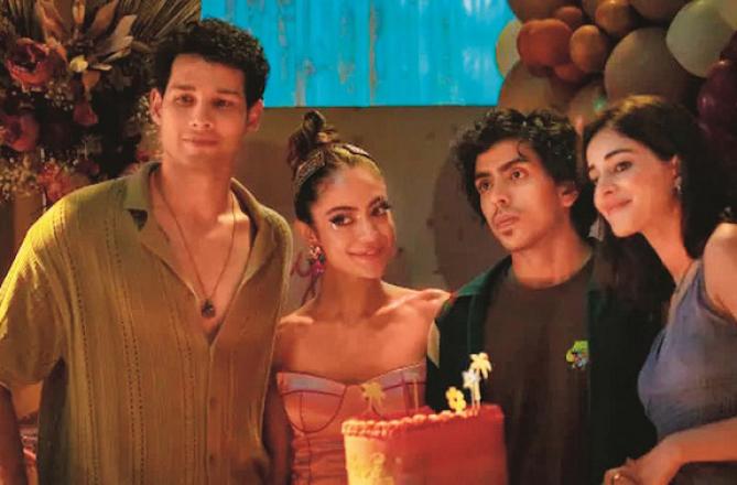 The main actors of the movie `Kho Gaye Hum Kahan` Ananya Pandey, Siddhant Chaturvedi and others can be seen. Photo: INN