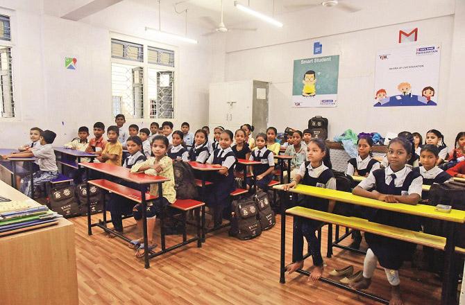 With a little effort, the students of Turkish will not lag behind the students of English in any case. Photo: INN