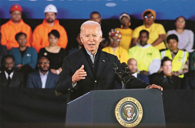 US President Joe Biden speaking. Photo: INN