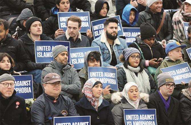 Protests against Islamophobia in Canada also went well, inset: Amira Al-Ghawabi