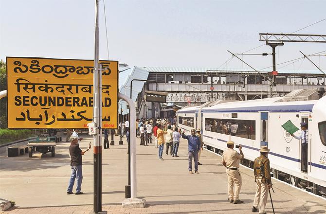 Vande Bharat Express departing from Secunderabad in Telangana; Photo: INN