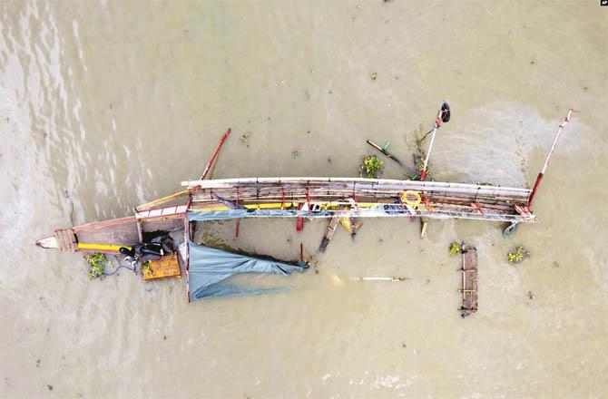 Drone photo of sunken boat (Agency)