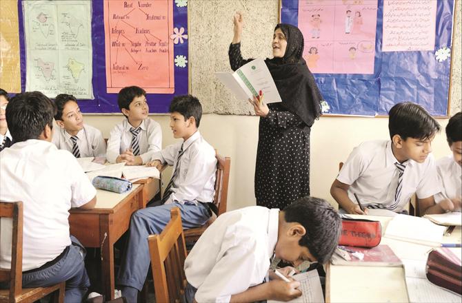 Teachers play an important role in the mental, physical and psychological development of students because you spend at least 5 hours with them every day.