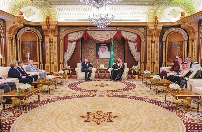 US Secretary of State Anthony Blanken and Crown Prince Mohammed bin Salman of Saudi Arabia (Photo: SPA)