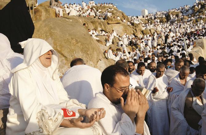 Those acts of worship that are performed with both body and wealth, such as Hajj, if there is power in it, it is not permissible to substitute it, and if it is weak, it is permissible.