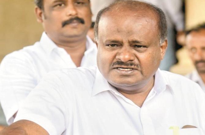 In Karnataka, JDS leader HD Kumaraswamy again wants to play an important role in the politics of the state