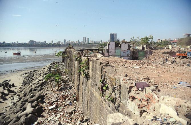 The scene after the demolition of the huts at Maham Fort.
