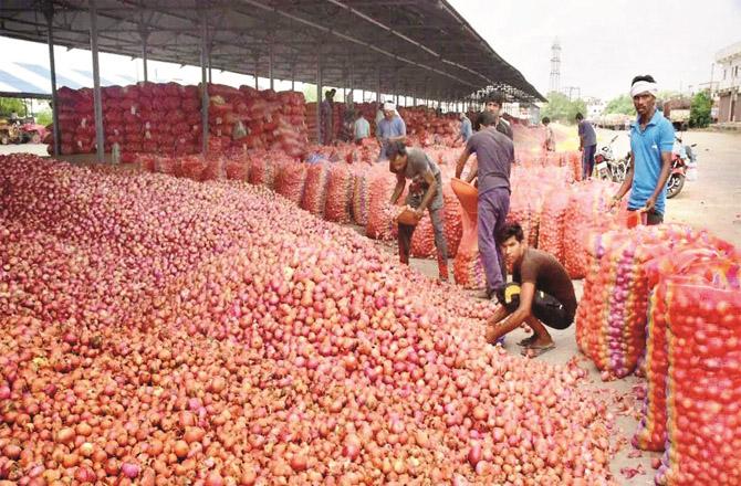 Double supply of onion is being supplied in the market these days (file photo).