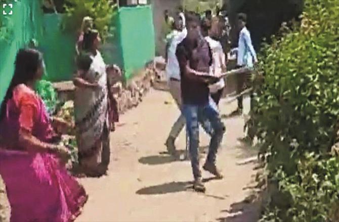 The goons of the village hurled sticks at the members of a family over a land dispute