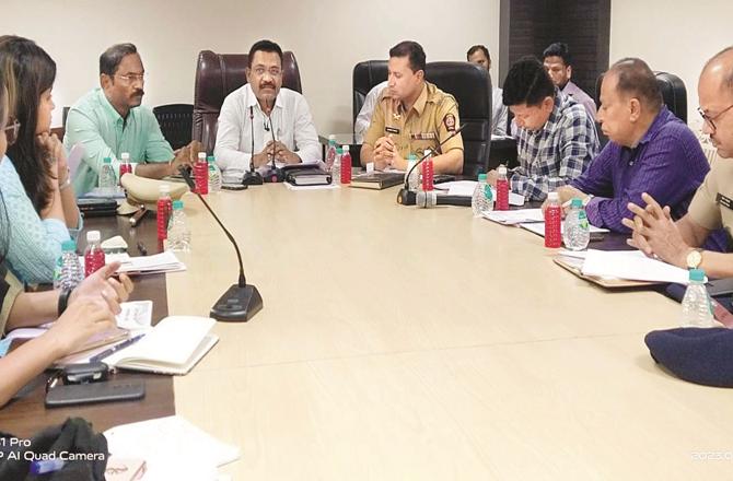 A scene from a meeting held at the Municipal Corporation headquarters.