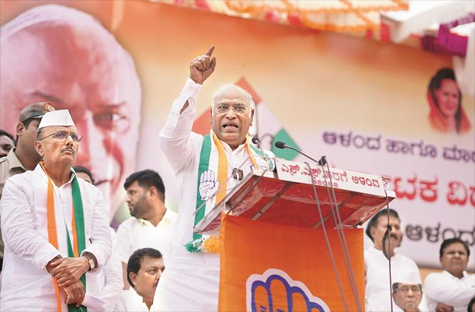 Congress president Mallikarjun Kharge during election campaign in Karnataka