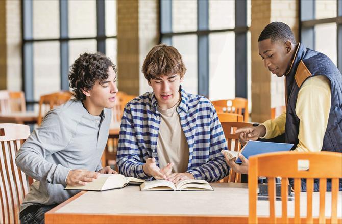 Reading books, having healthy discussions with friends or family members about what you read, and memorizing information are habits that can increase your general knowledge.