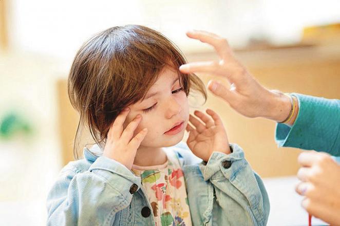 Contact a doctor immediately in case of any eye problem. Photo: INN