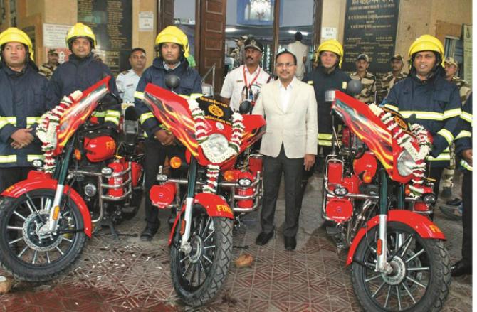 A photo of the inauguration of 16 fire bikes in the fleet of Mirabhinder Fire Brigade. Photo: INN