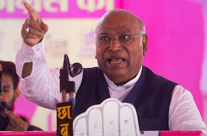 Congress president Mallikarjun Kharge addressing the rally. Photo: PTI