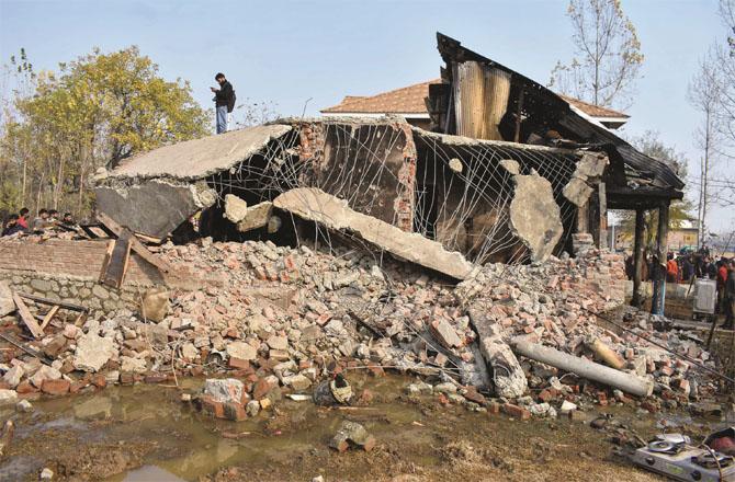 That house was blown up by the fighters. Photo: INN