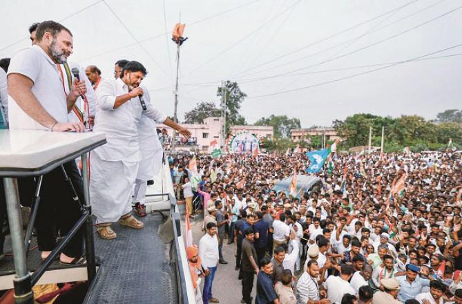 In one of Rahul Gandhi`s election rallies held in Telangana, one can see the excitement of the people, this is the situation in all his rallies. Photo: INN