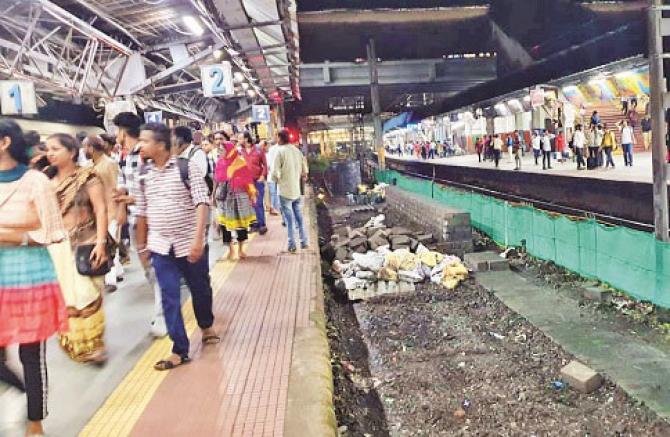 Widening of platform number one of Dadar railway station is in progress. Photo: INN